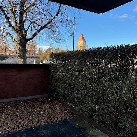 Schoenste Donaulage Mit Terrasse 2 شقة *